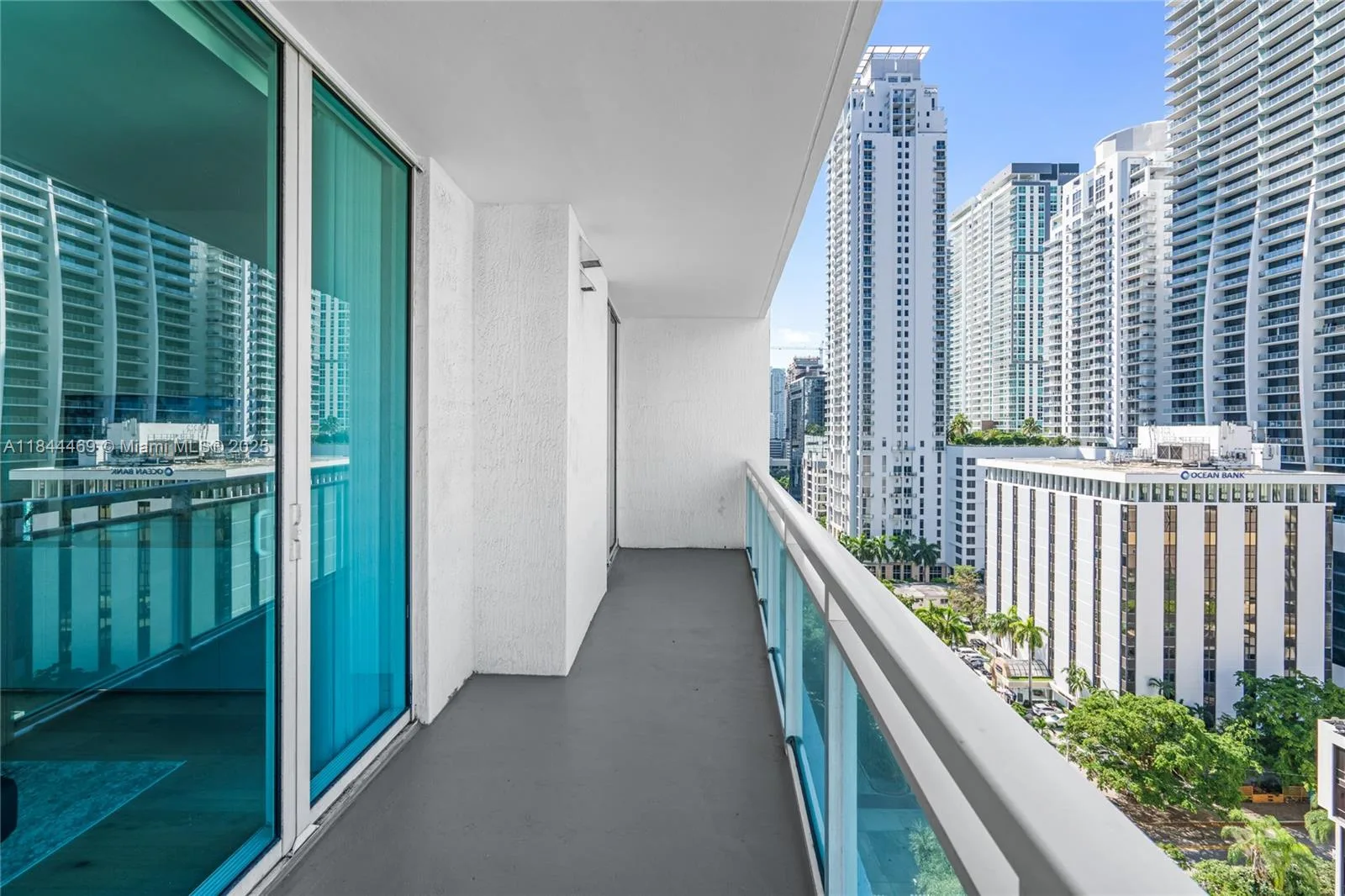 951 Brickell Ave # 1505, Miami, FL 33131 photo 5