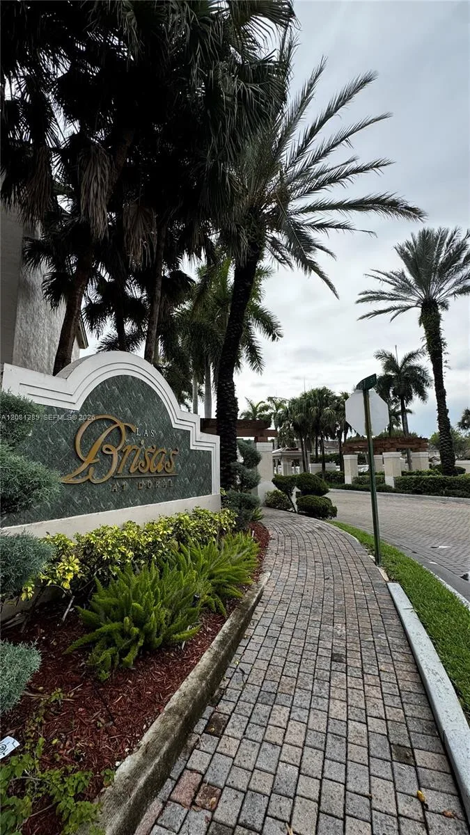 5630 NW 114th Path # 101, Doral, FL 33178