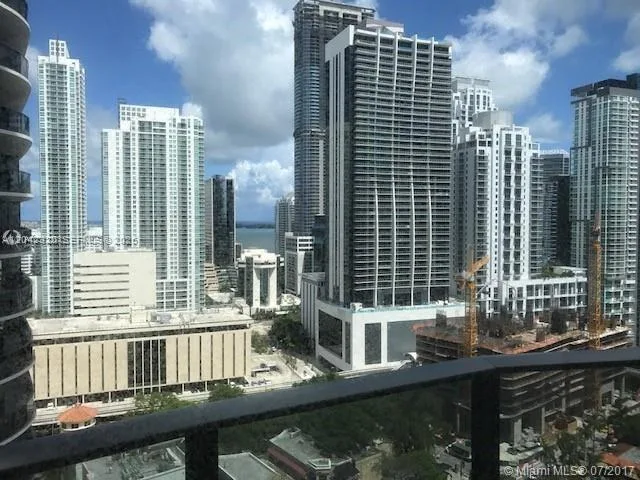 55 SW 9th St # 2103, Miami, FL 33130 photo 6