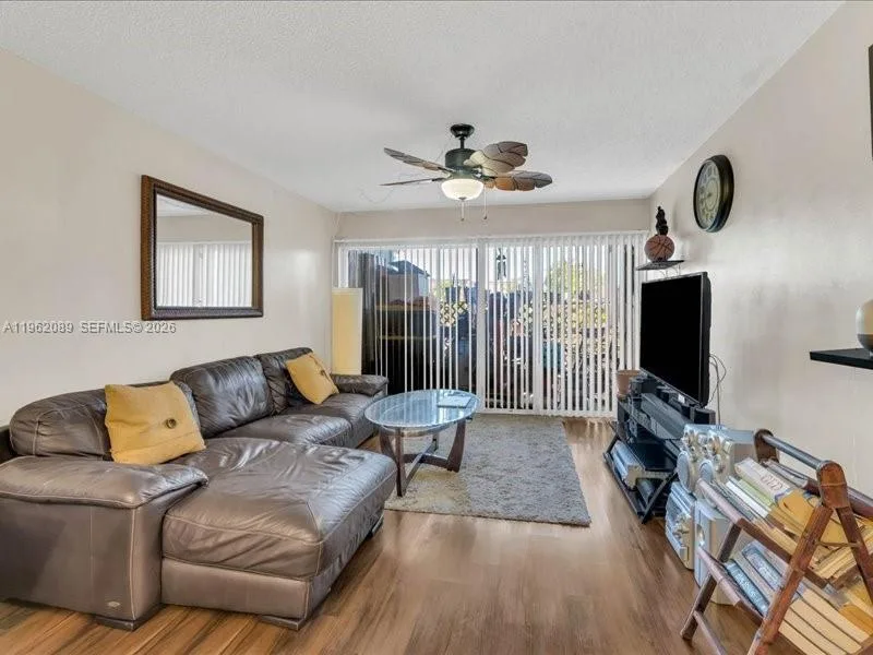 469 N Pine Island Rd # B305, Plantation, FL 33324 photo 12