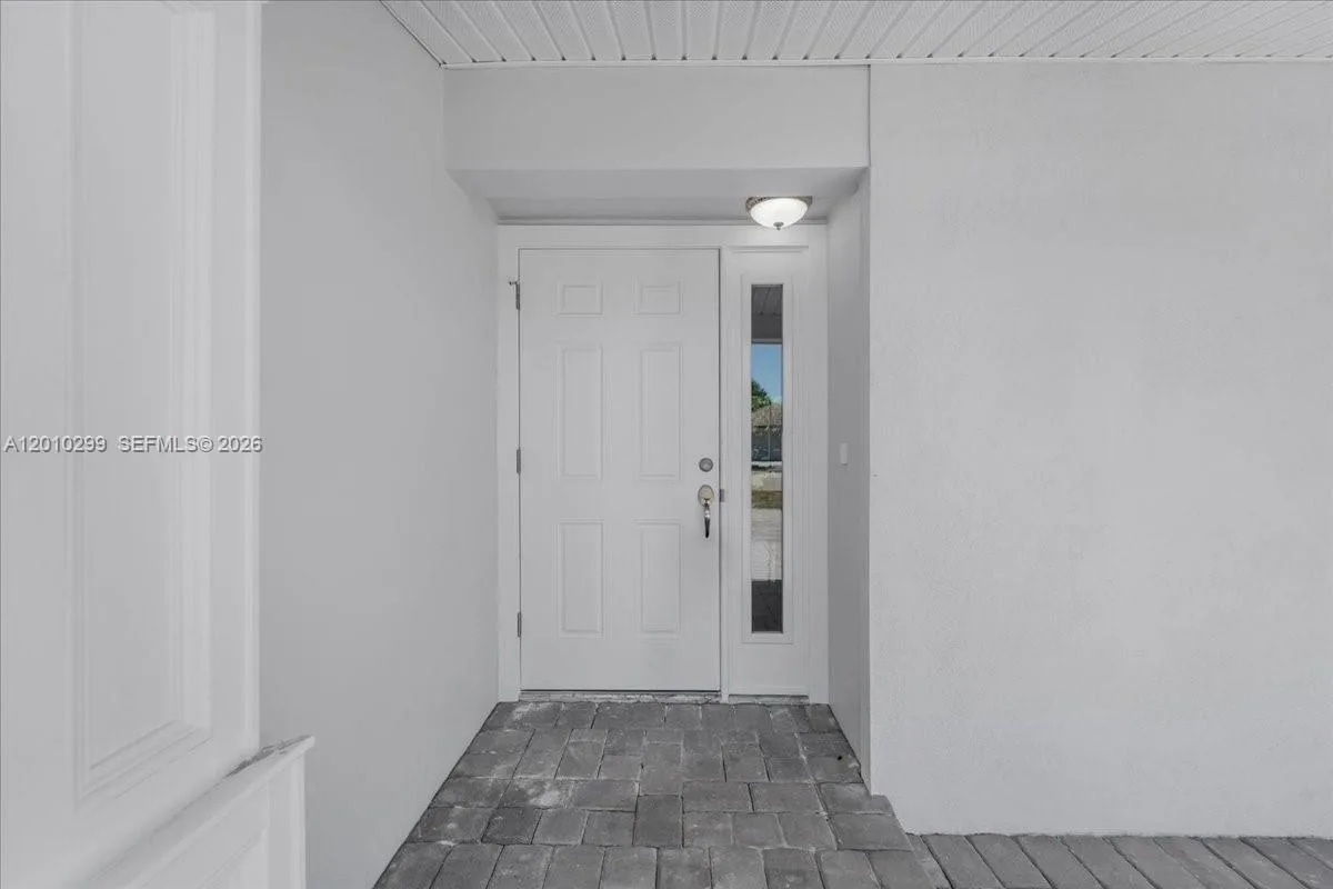 105 SE 45th, Other City - In The State Of Florida, FL 33904 photo 5