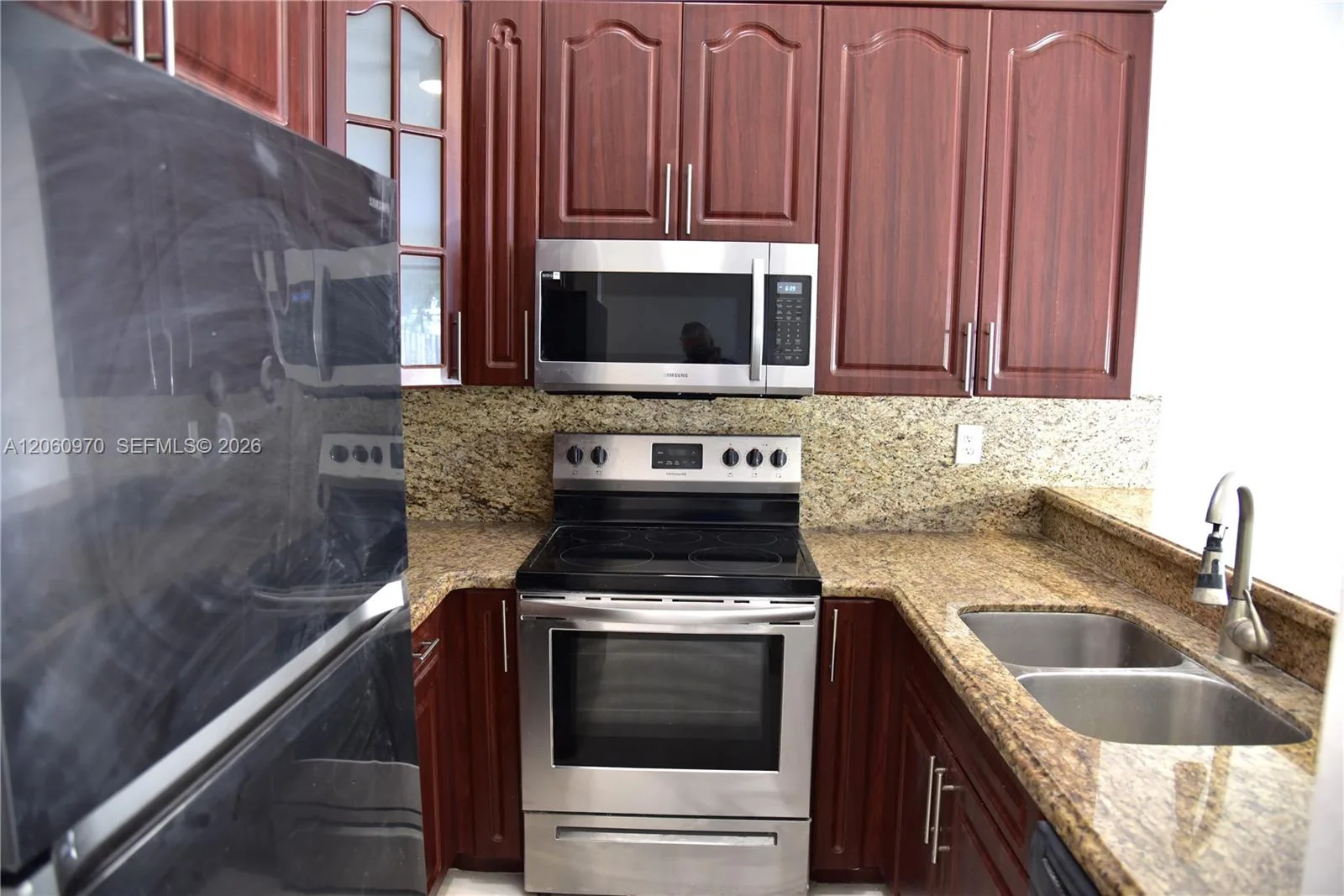 18954 NW 67th Pl # 18954, Hialeah, FL 33015 photo 3