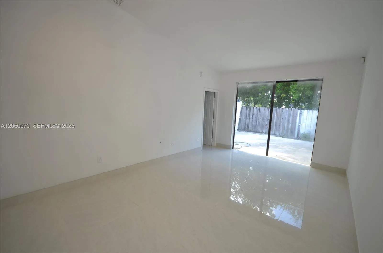 18954 NW 67th Pl # 18954, Hialeah, FL 33015 photo 6