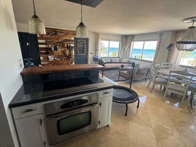 300 Oregon Street # 401, Hollywood, FL 33019 photo 7