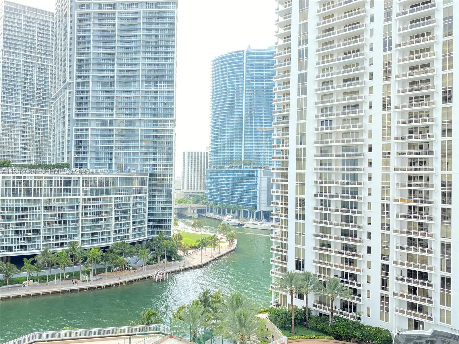 801 Brickell Key Blvd # 1510, Miami, FL 33131