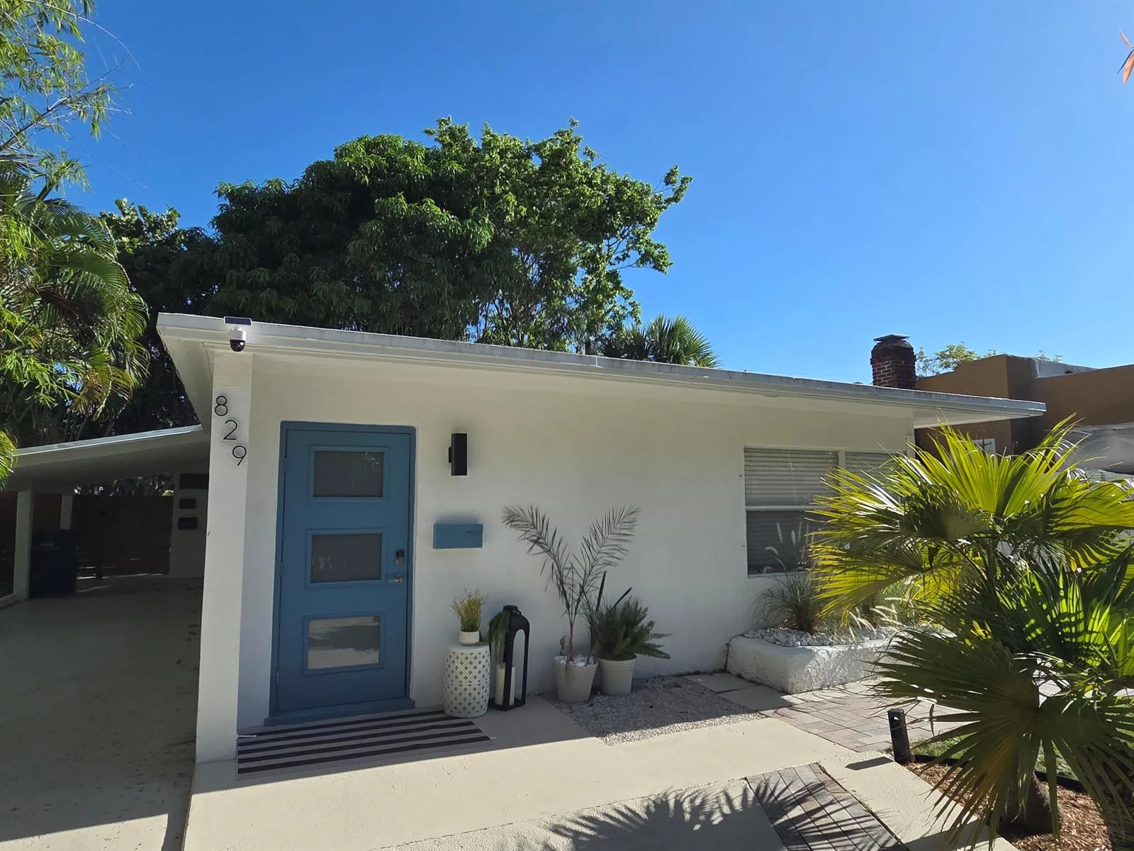 829 Macy Street, West Palm Beach, FL 33405