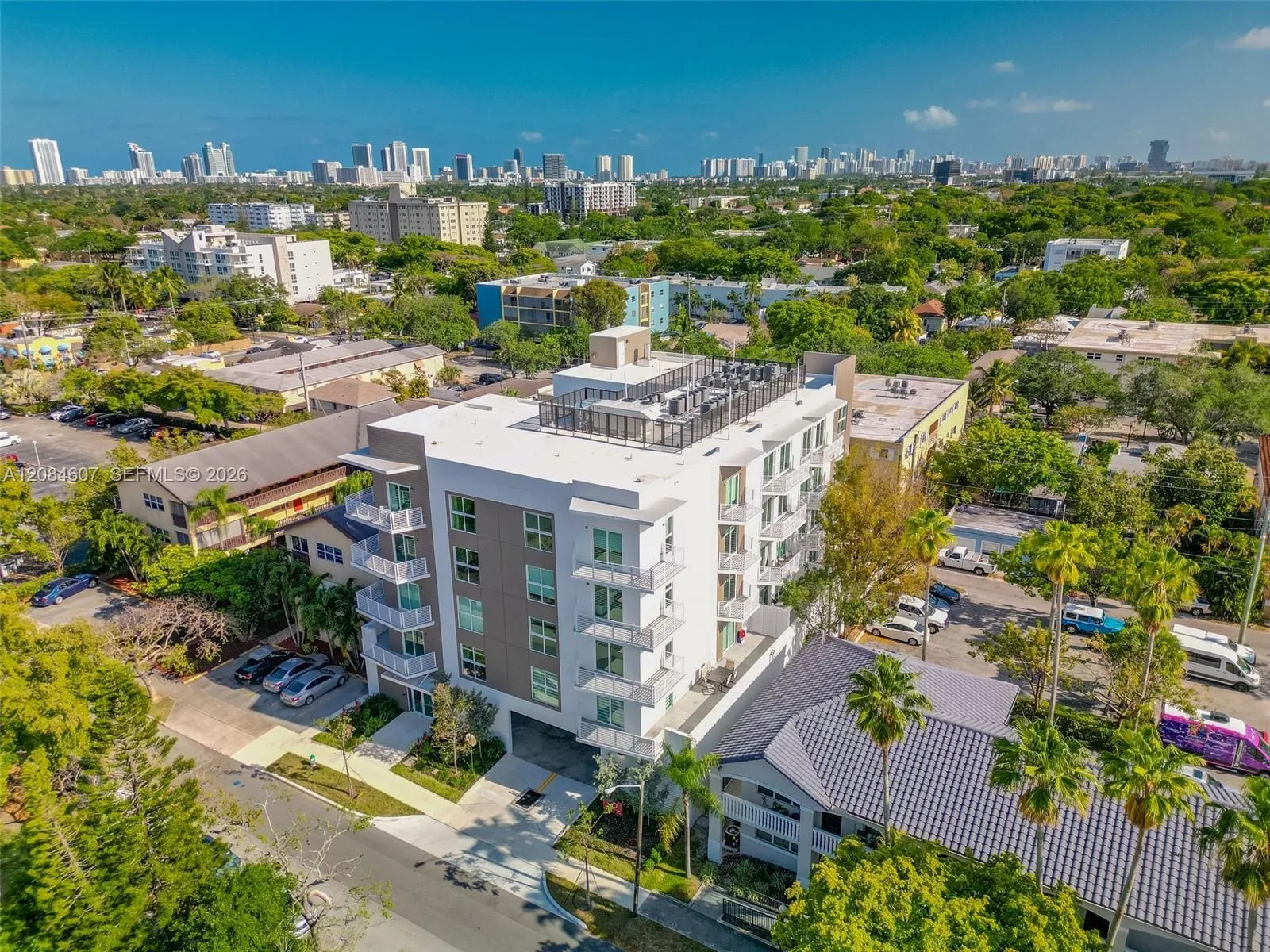 1938 Jackson St # 306, Hollywood, FL 33020
