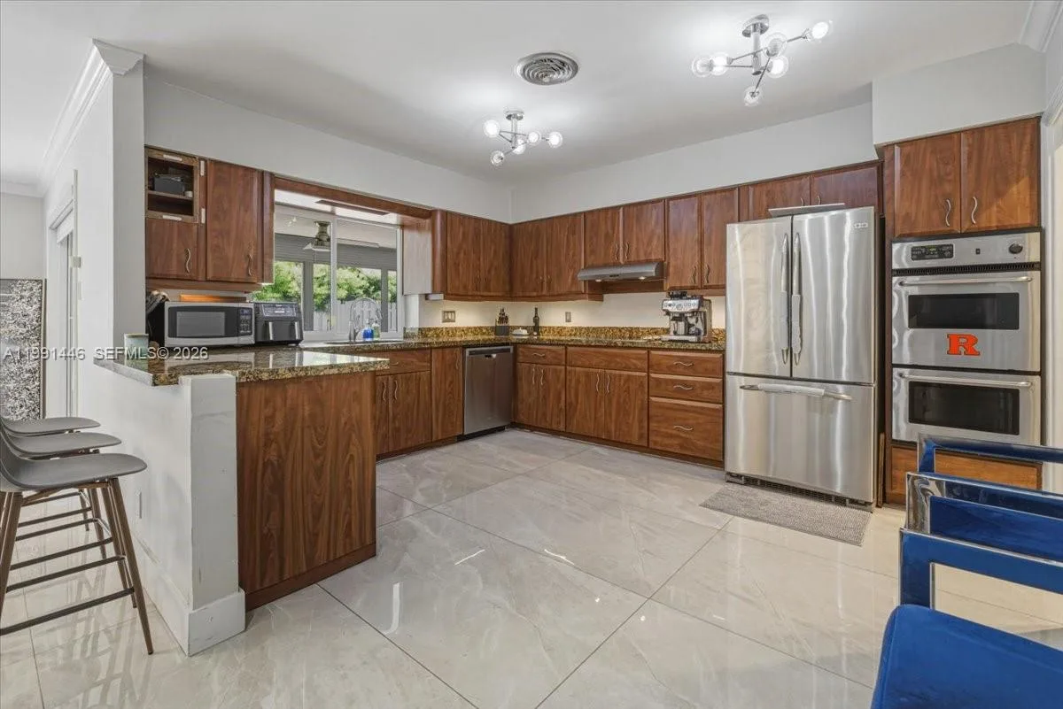 2901 NW 10th Ave, Wilton Manors, FL 33311 photo 7