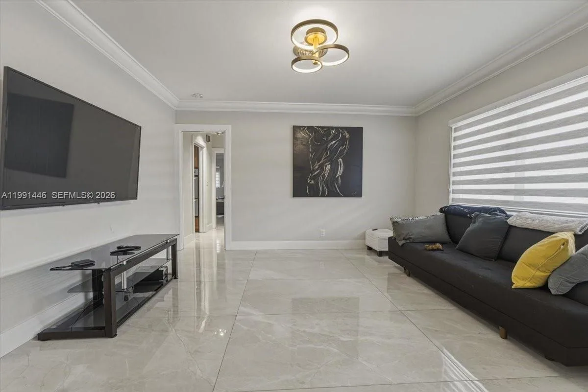 2901 NW 10th Ave, Wilton Manors, FL 33311 photo 9