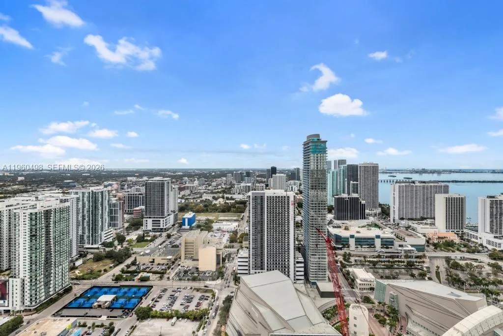 1100 Biscayne Blvd # 4907, Miami, FL 33132 photo 10