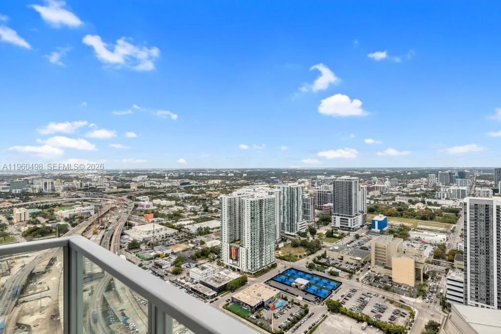 1100 Biscayne Blvd # 4907, Miami, FL 33132 photo 11
