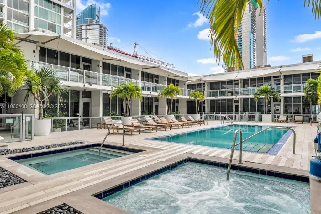1100 Biscayne Blvd # 4907, Miami, FL 33132 photo 13
