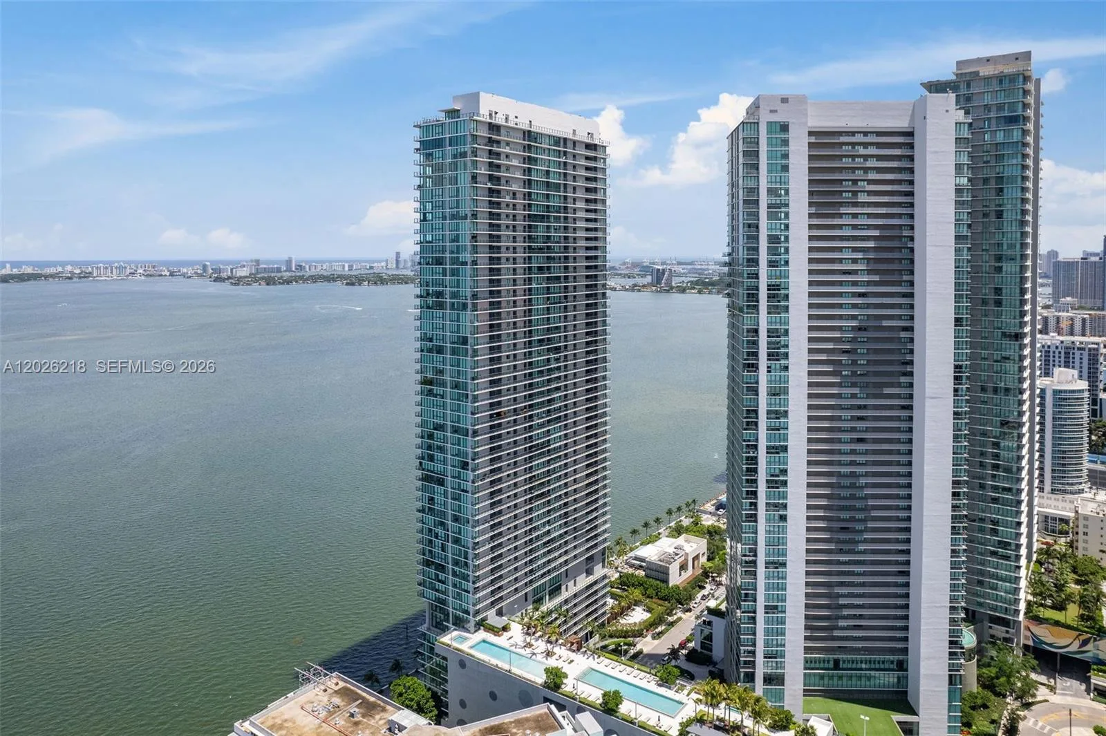 650 NE 32nd St # 3808, Miami, FL 33137 photo 3