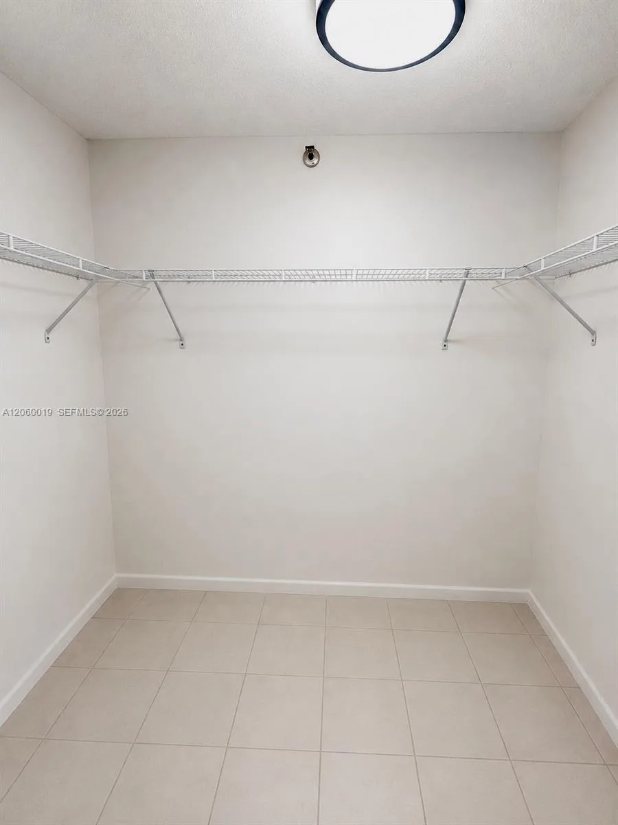 1700 NW N River Dr # 106, Miami, FL 33125 photo 4