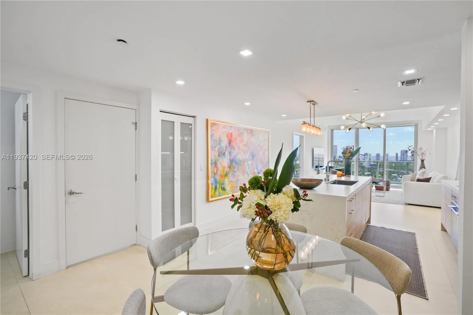 16385 Biscayne Blvd # 2819, North Miami Beach, FL 33160 photo 2