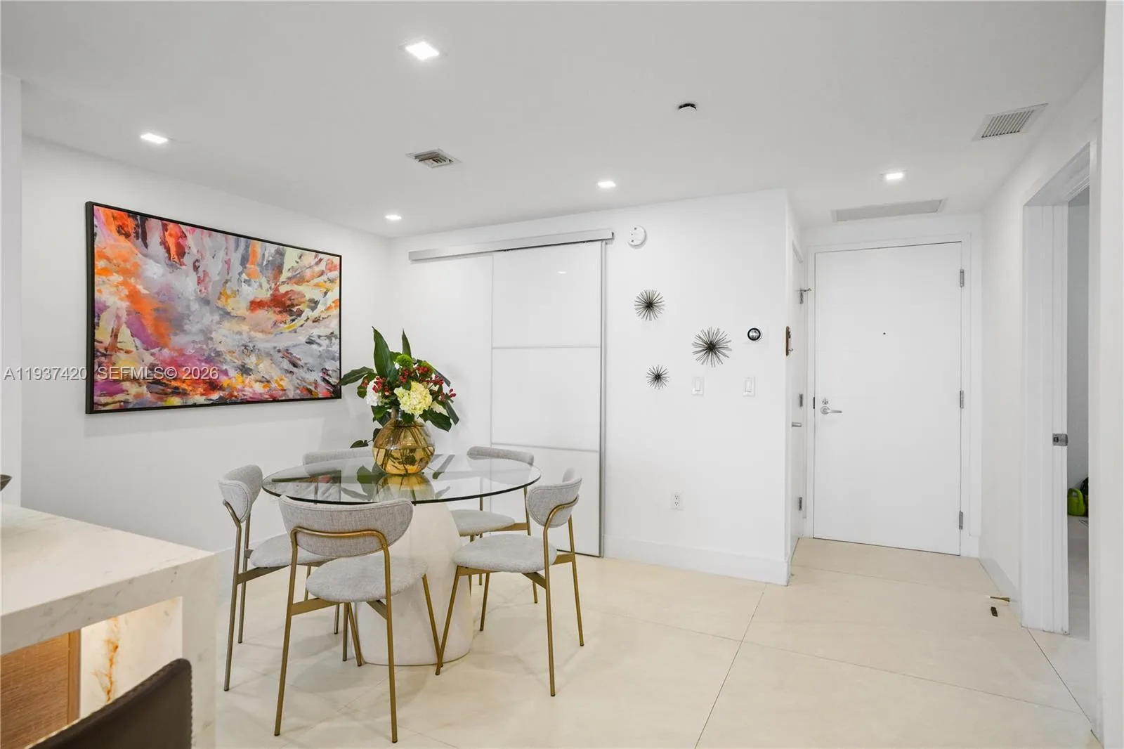 16385 Biscayne Blvd # 2819, North Miami Beach, FL 33160 photo 4