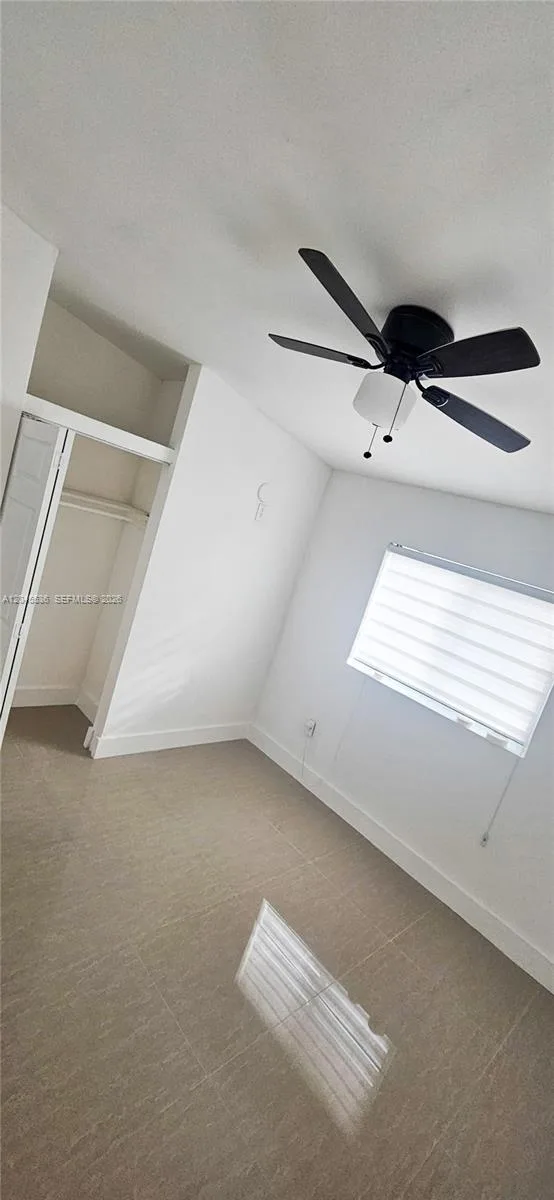 4211 SW 38th St, West Park, FL 33023 photo 9