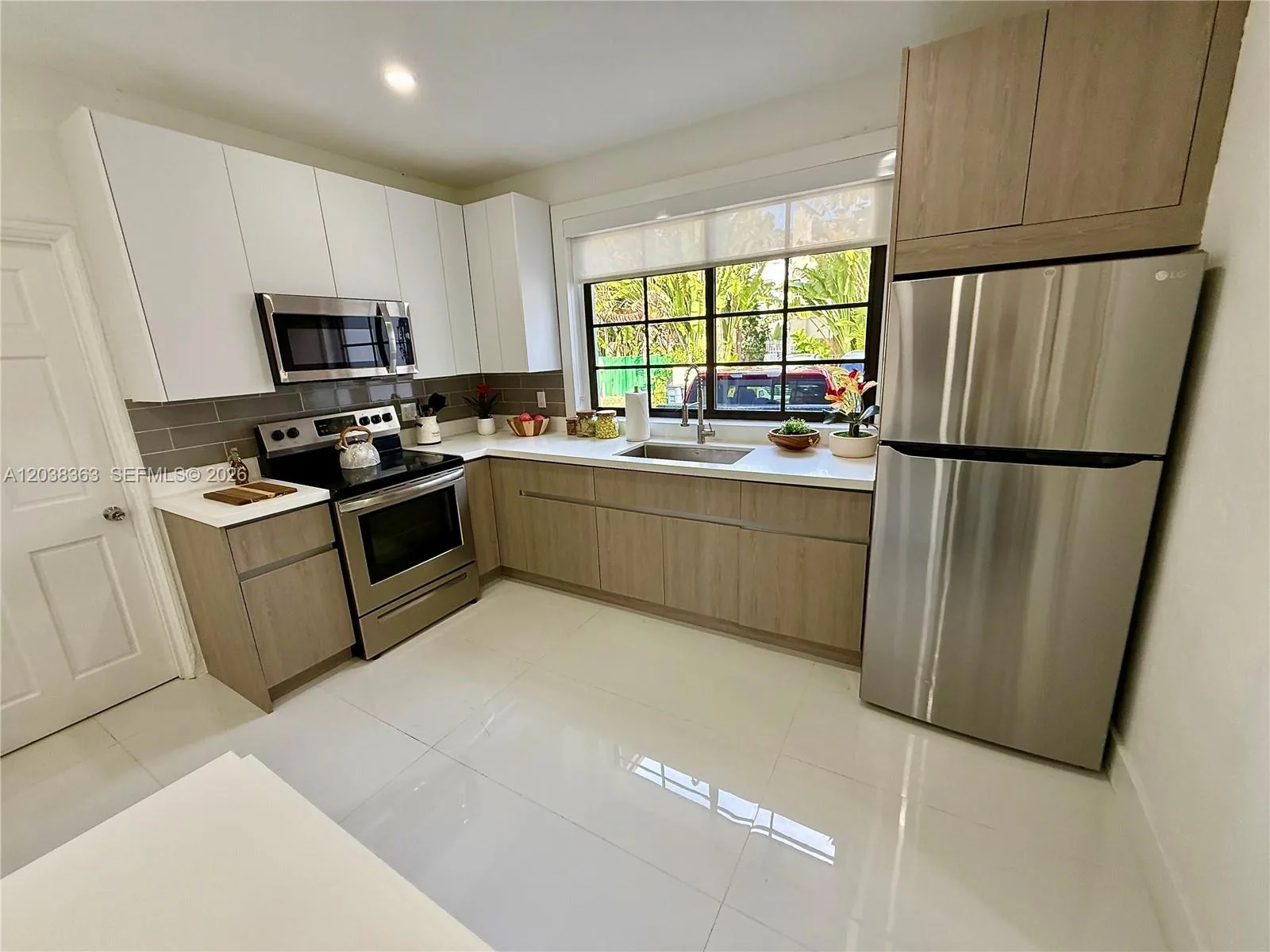 733 Michigan Ave # 9, Miami Beach, FL 33139