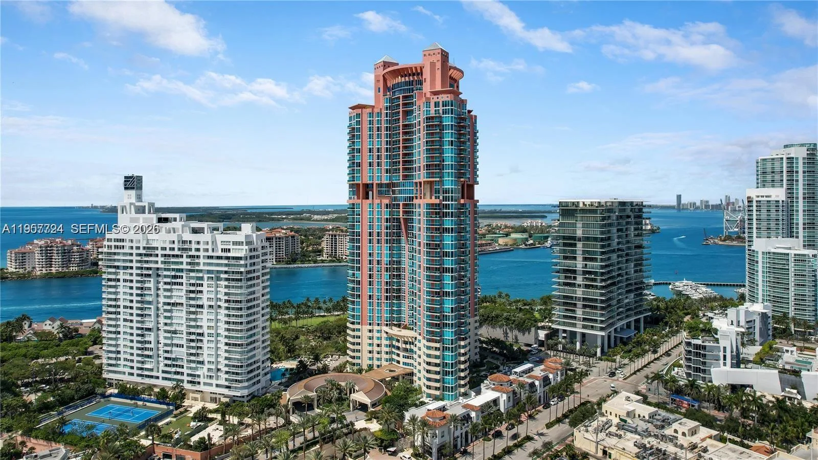 300 S Pointe Dr # 605, Miami Beach, FL 33139
