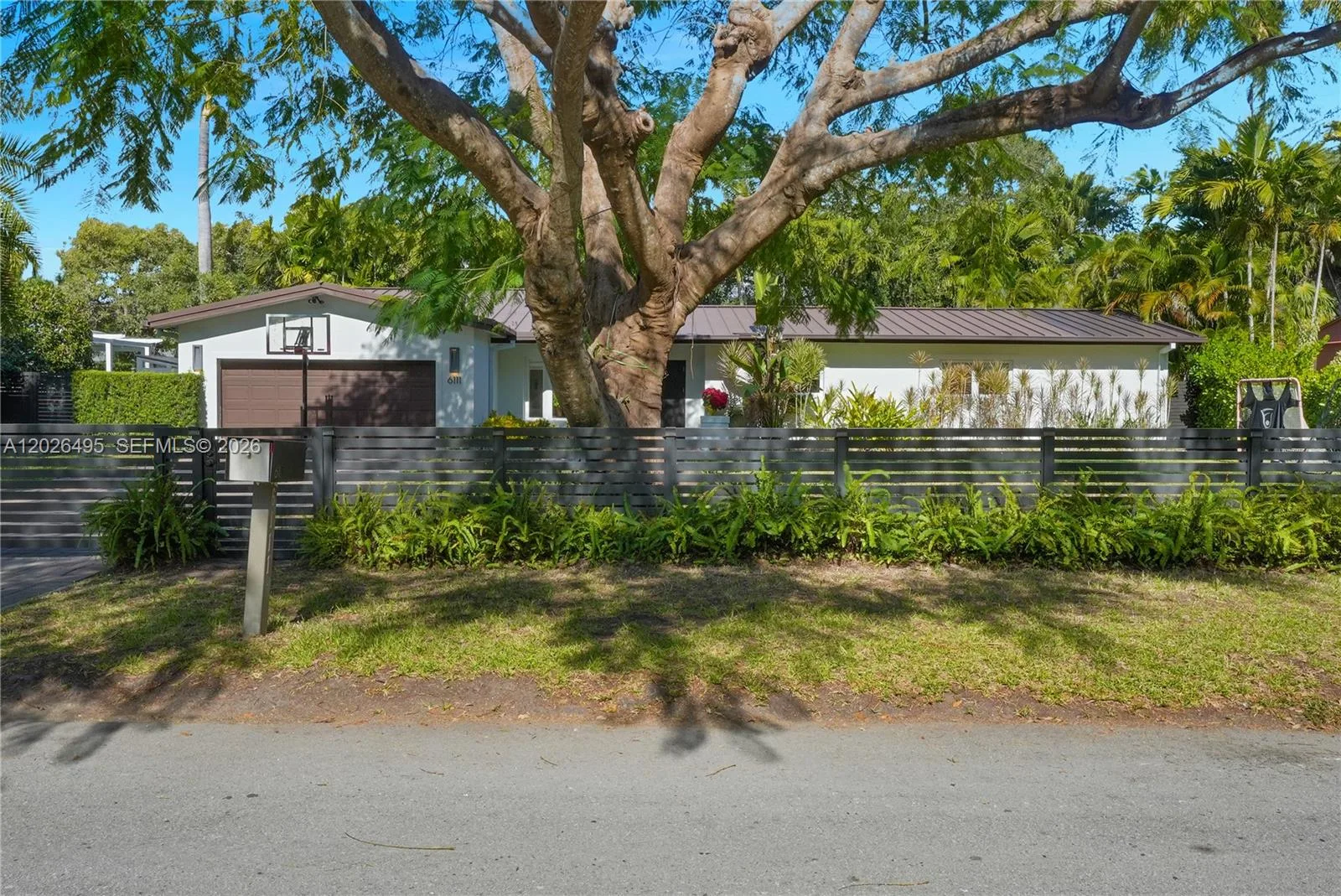 6111 SW 86th St, South Miami, FL 33143