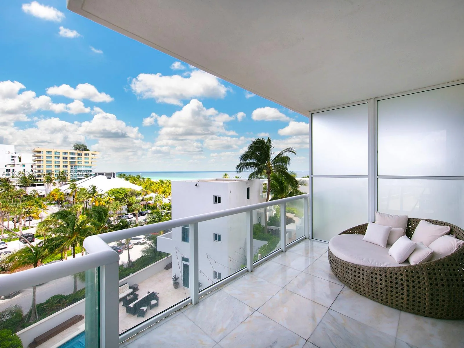 50 S Pointe Dr # 707, Miami Beach, FL 33139 photo 10
