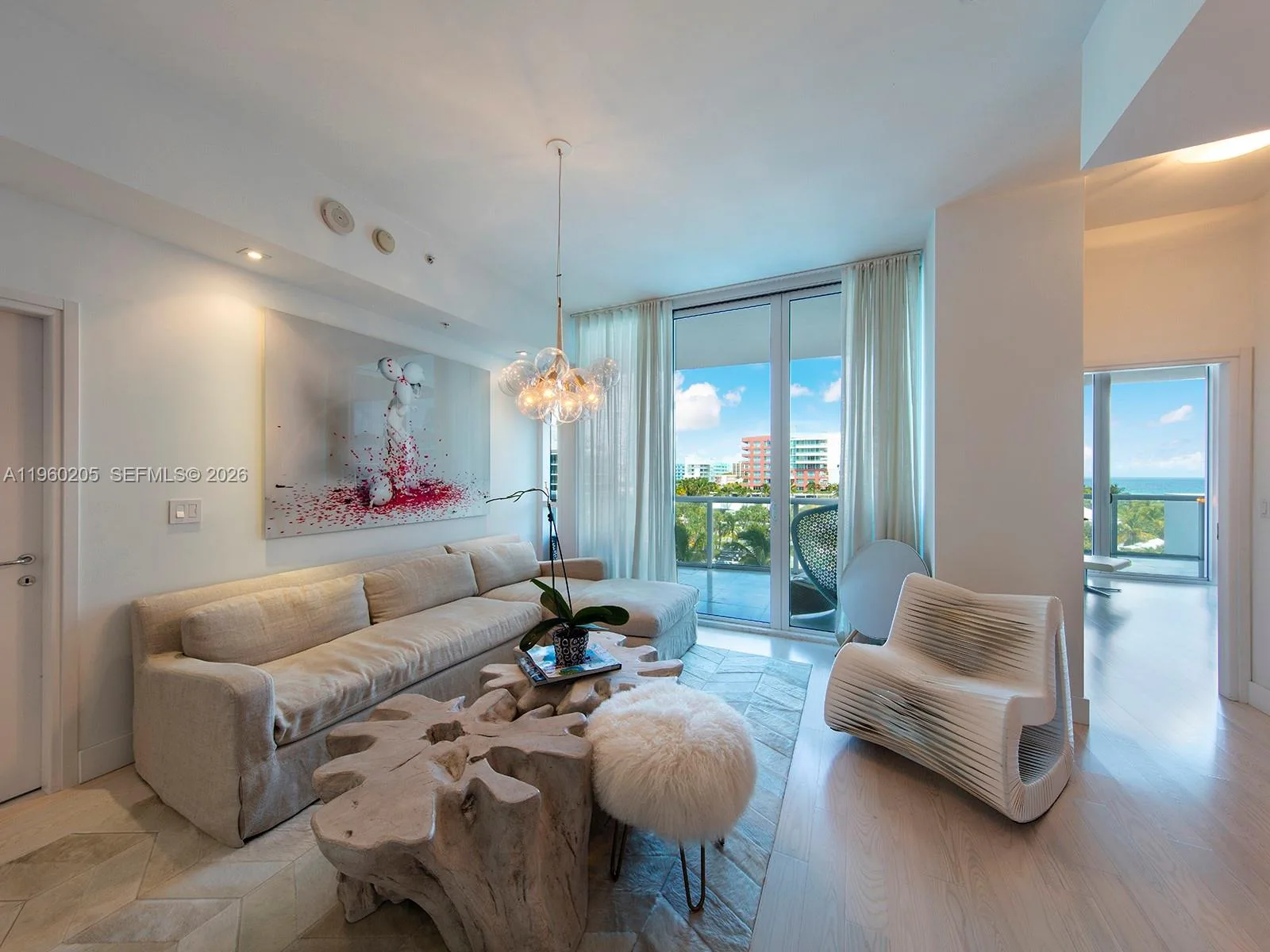 50 S Pointe Dr # 707, Miami Beach, FL 33139 photo 2