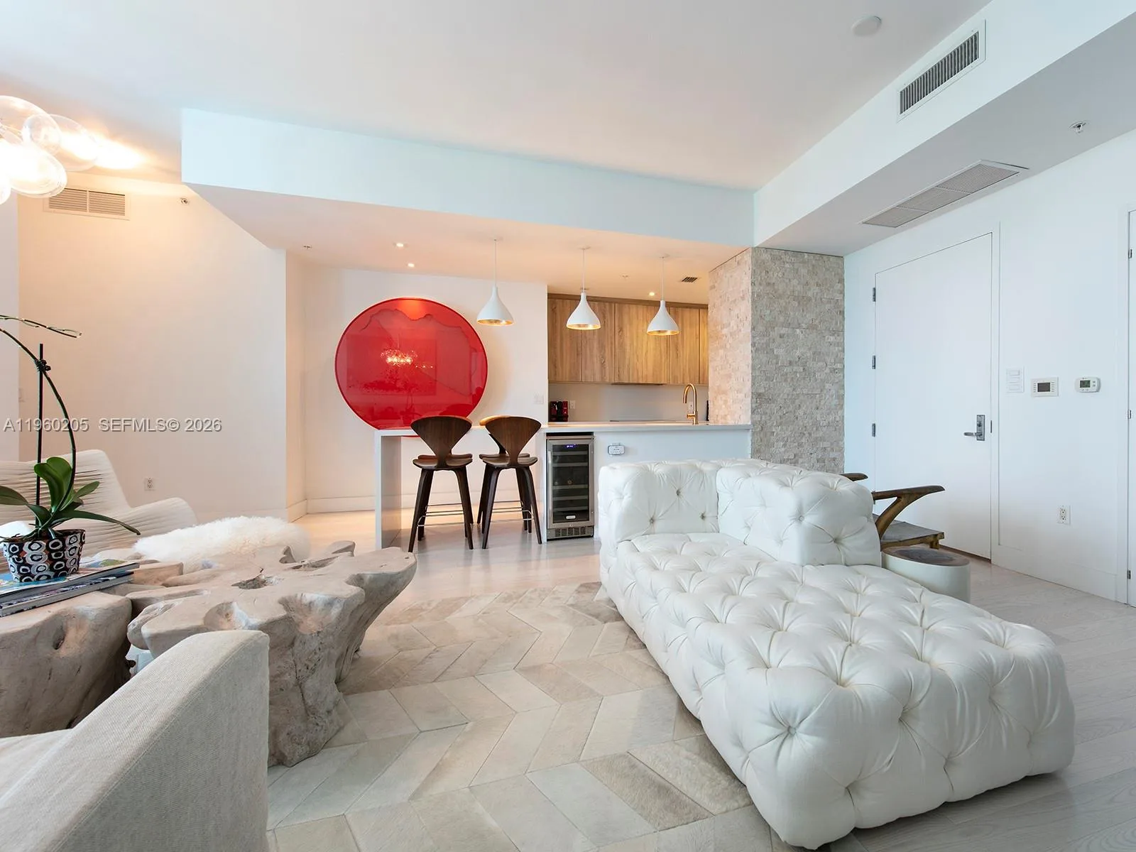50 S Pointe Dr # 707, Miami Beach, FL 33139 photo 4