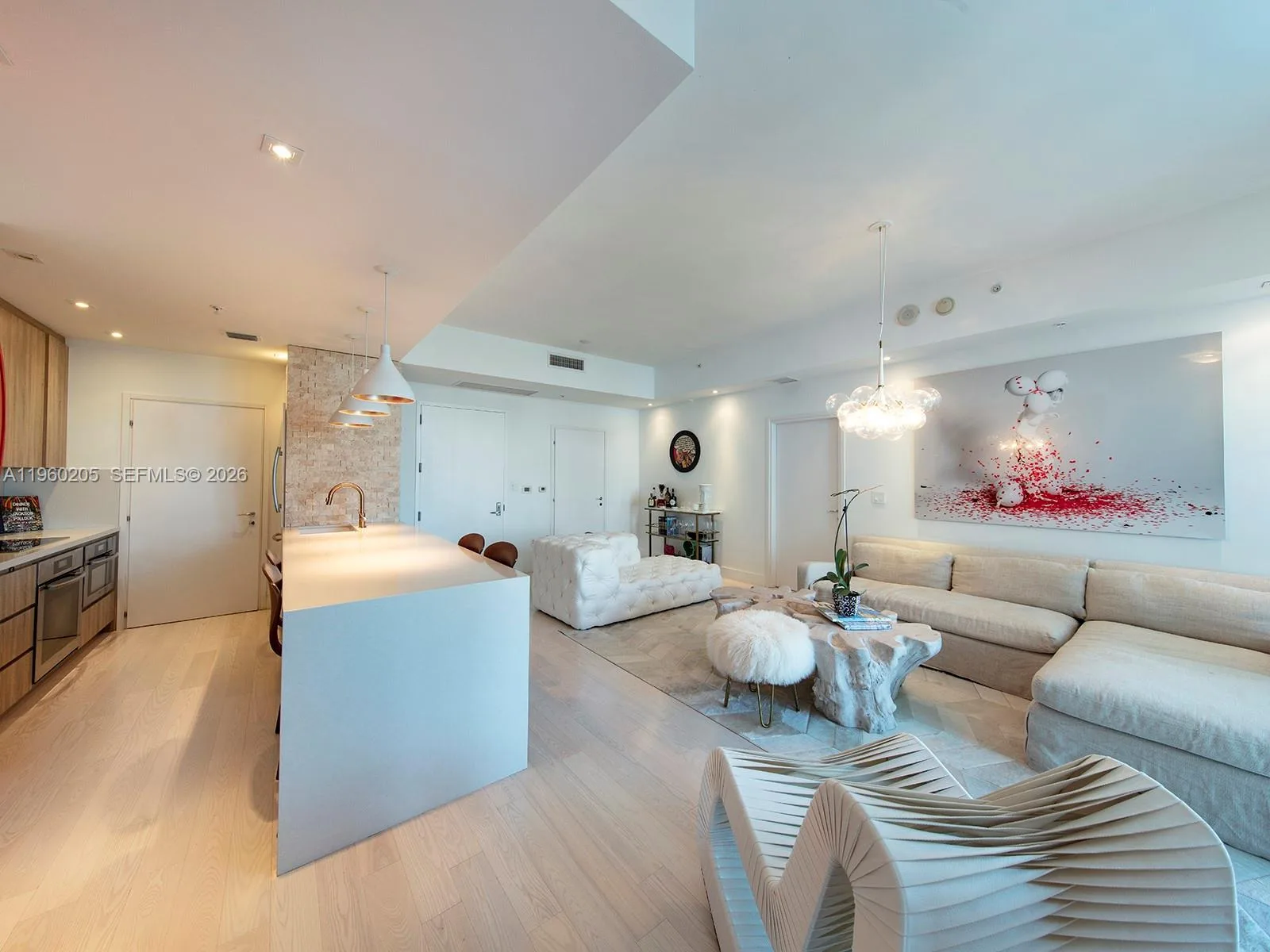 50 S Pointe Dr # 707, Miami Beach, FL 33139 photo 5