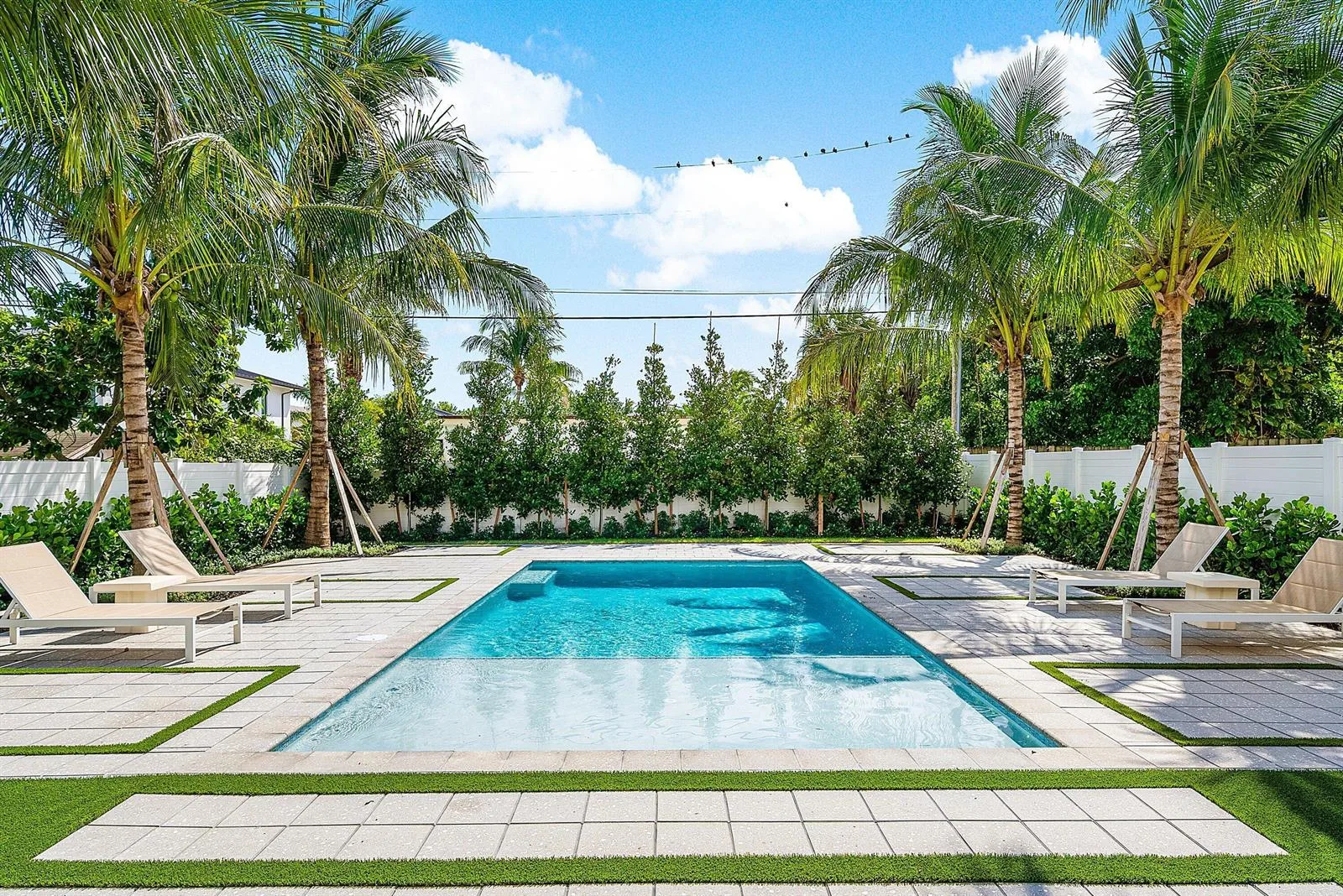 718 LAKE Avenue N, Delray Beach, FL 33483 — zdjęcie 2