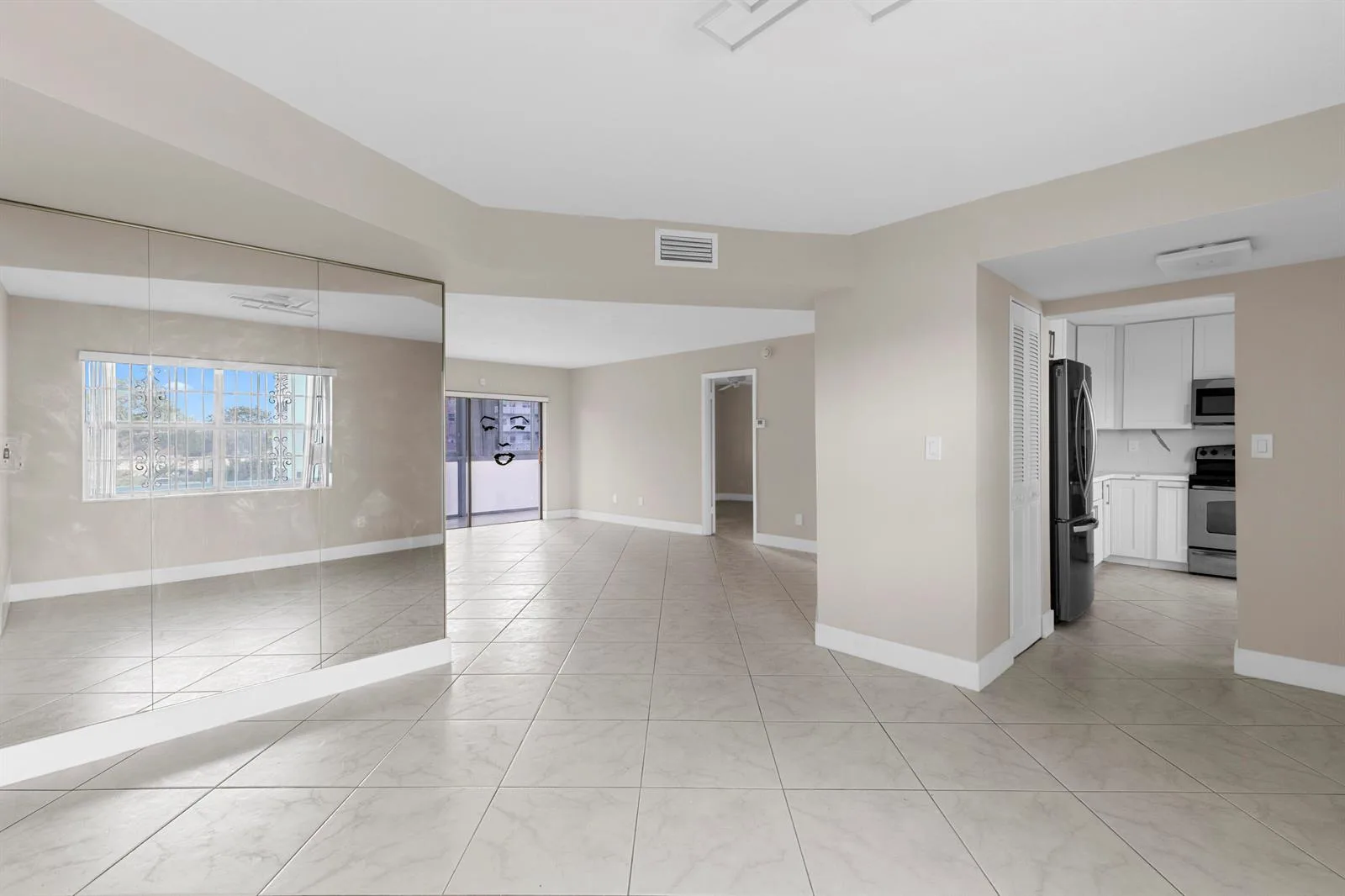 4141 NW 44th Avenue # 224, Lauderdale Lakes, FL 33319