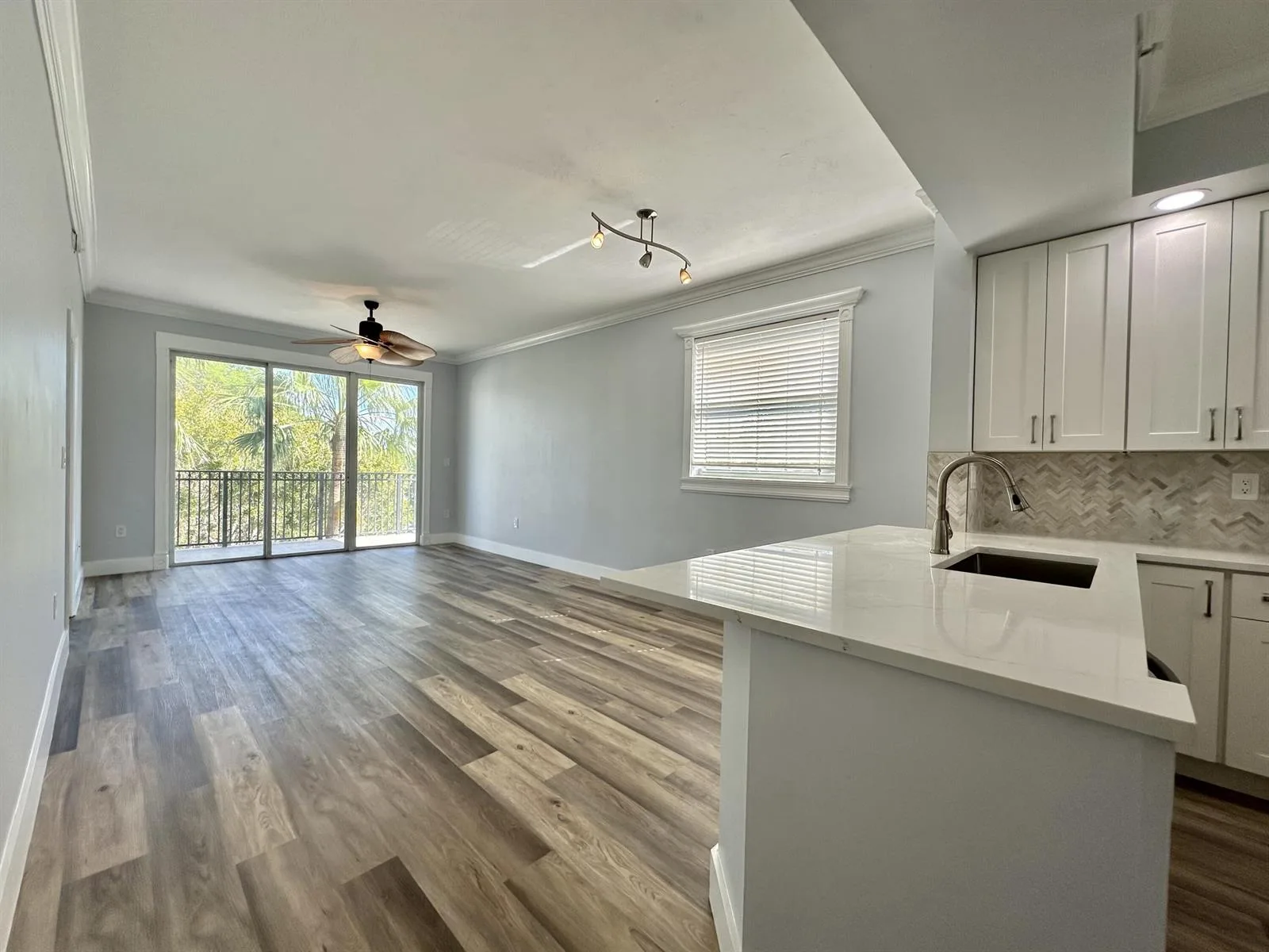 27 Royal Palm Way # 406, Boca Raton, FL 33432 photo 11