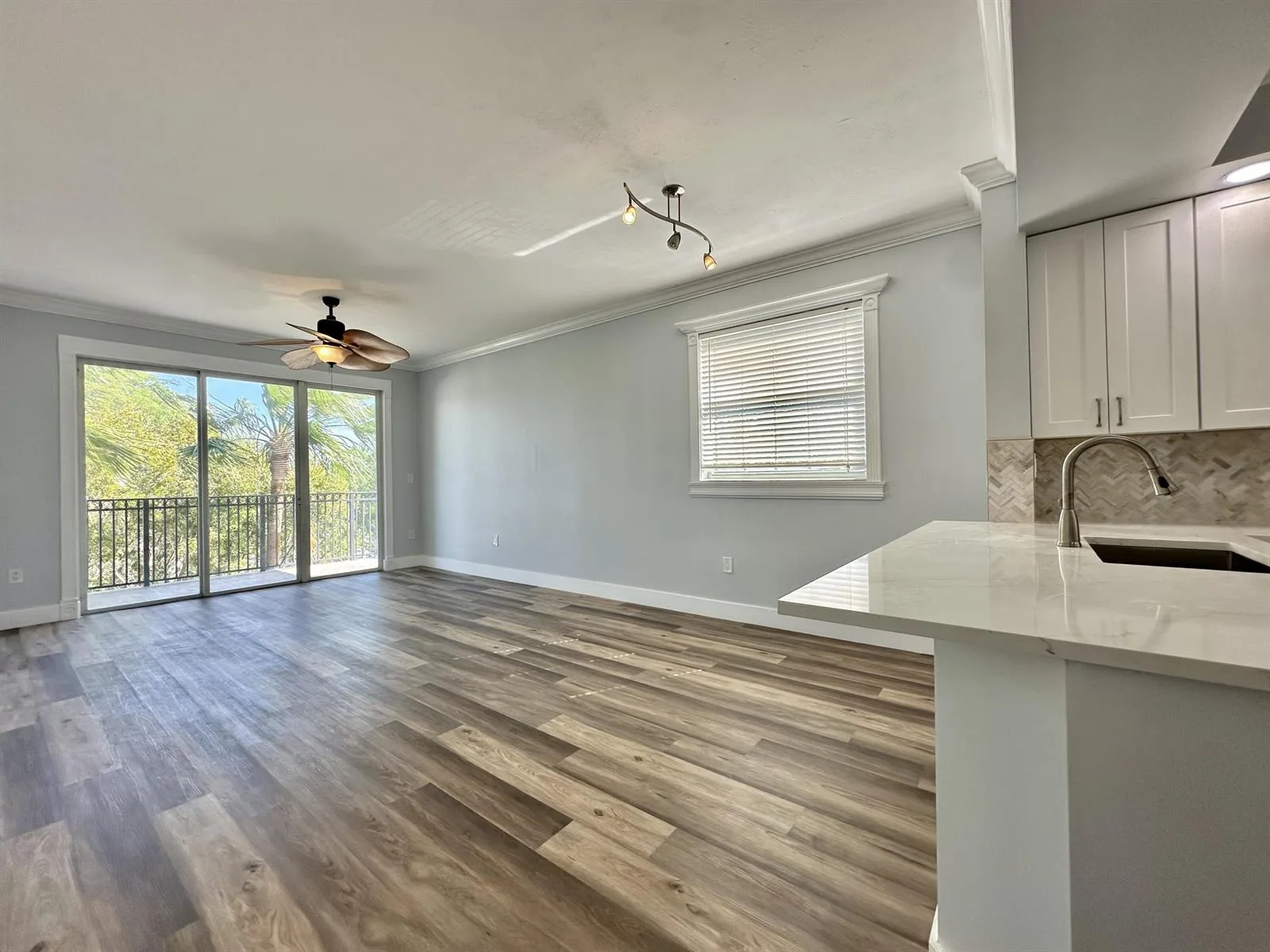 27 Royal Palm Way # 406, Boca Raton, FL 33432 photo 13