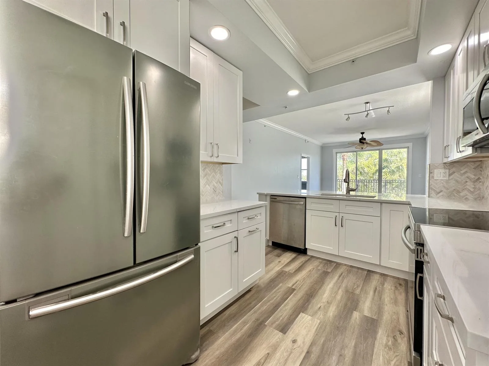 27 Royal Palm Way # 406, Boca Raton, FL 33432 photo 9