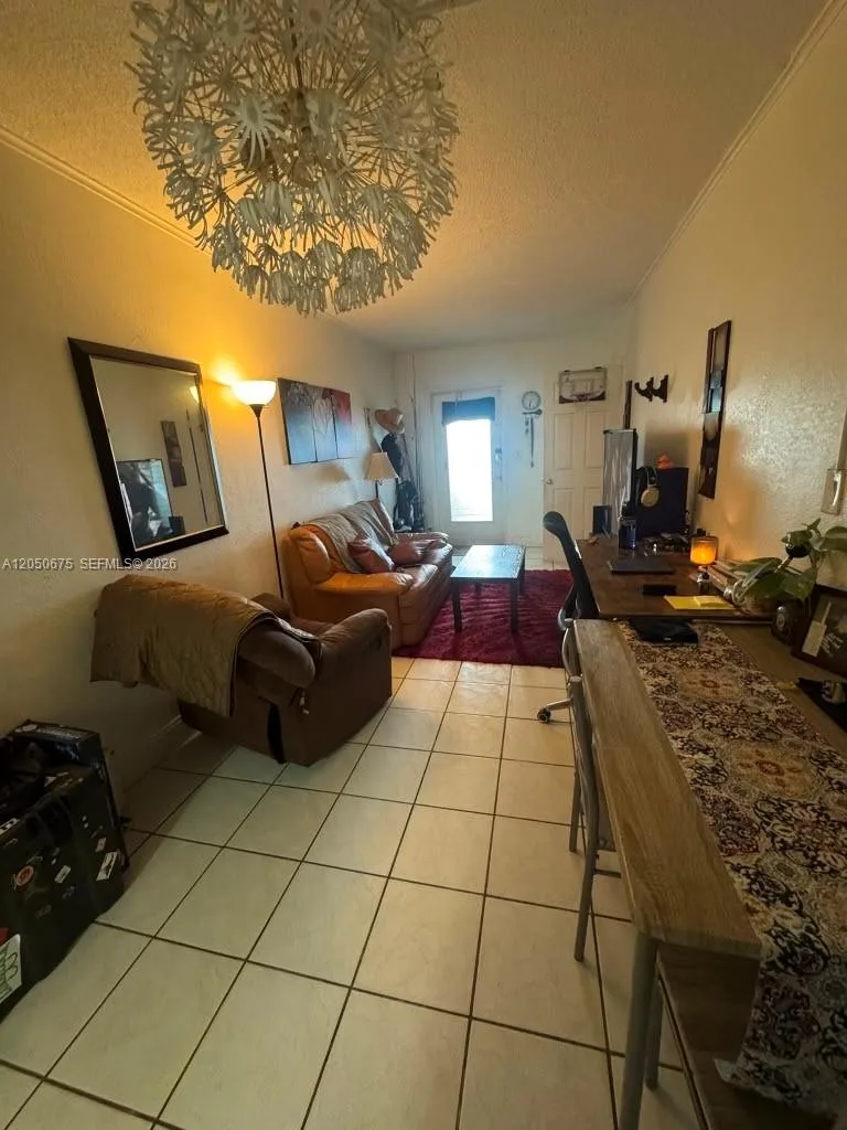1430 NE 170th St # 317, North Miami Beach, FL 33162
