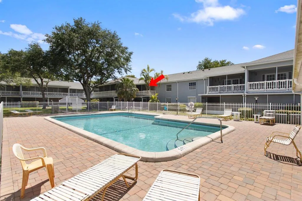 7556 STIRLING Road # 223, Davie, FL 33024