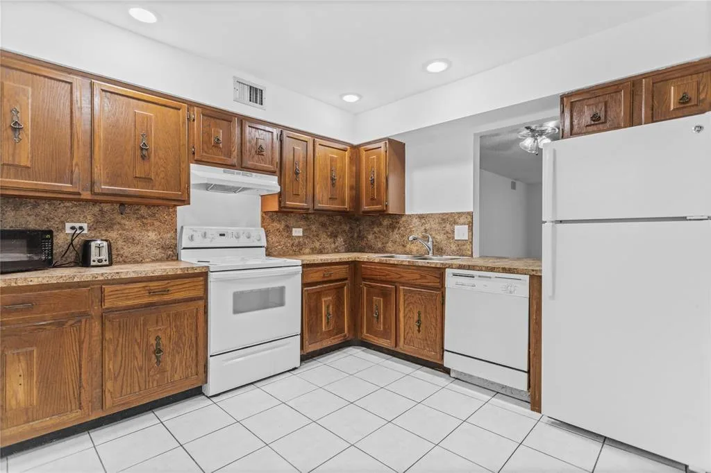 7556 STIRLING Road # 223, Davie, FL 33024 photo 10