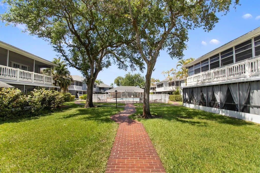 7556 STIRLING Road # 223, Davie, FL 33024 photo 7