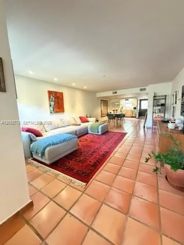 1507 NE 105th St, Miami Shores, FL 33138 photo 2