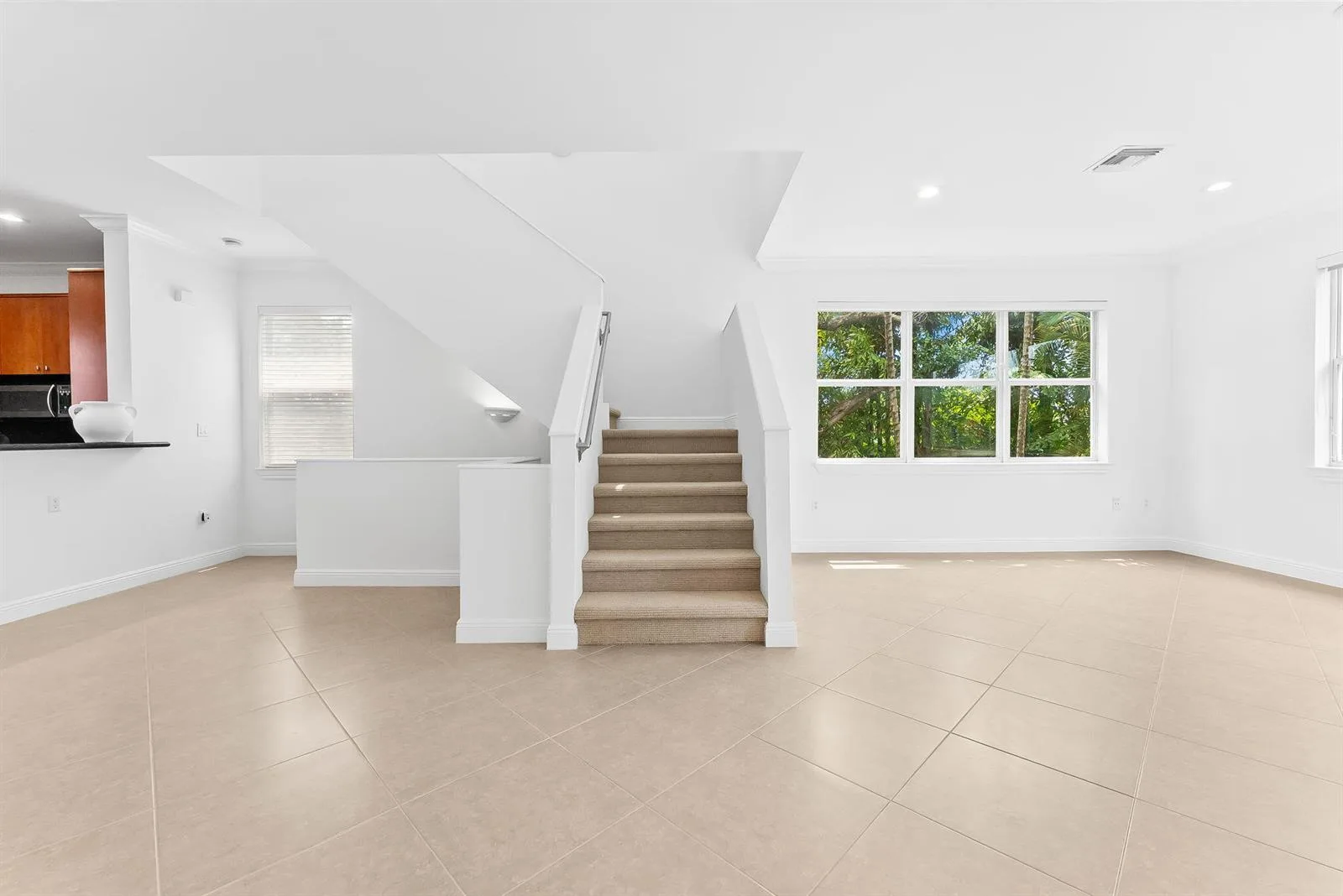 725 SW 4th Avenue, Fort Lauderdale, FL 33315 photo 8