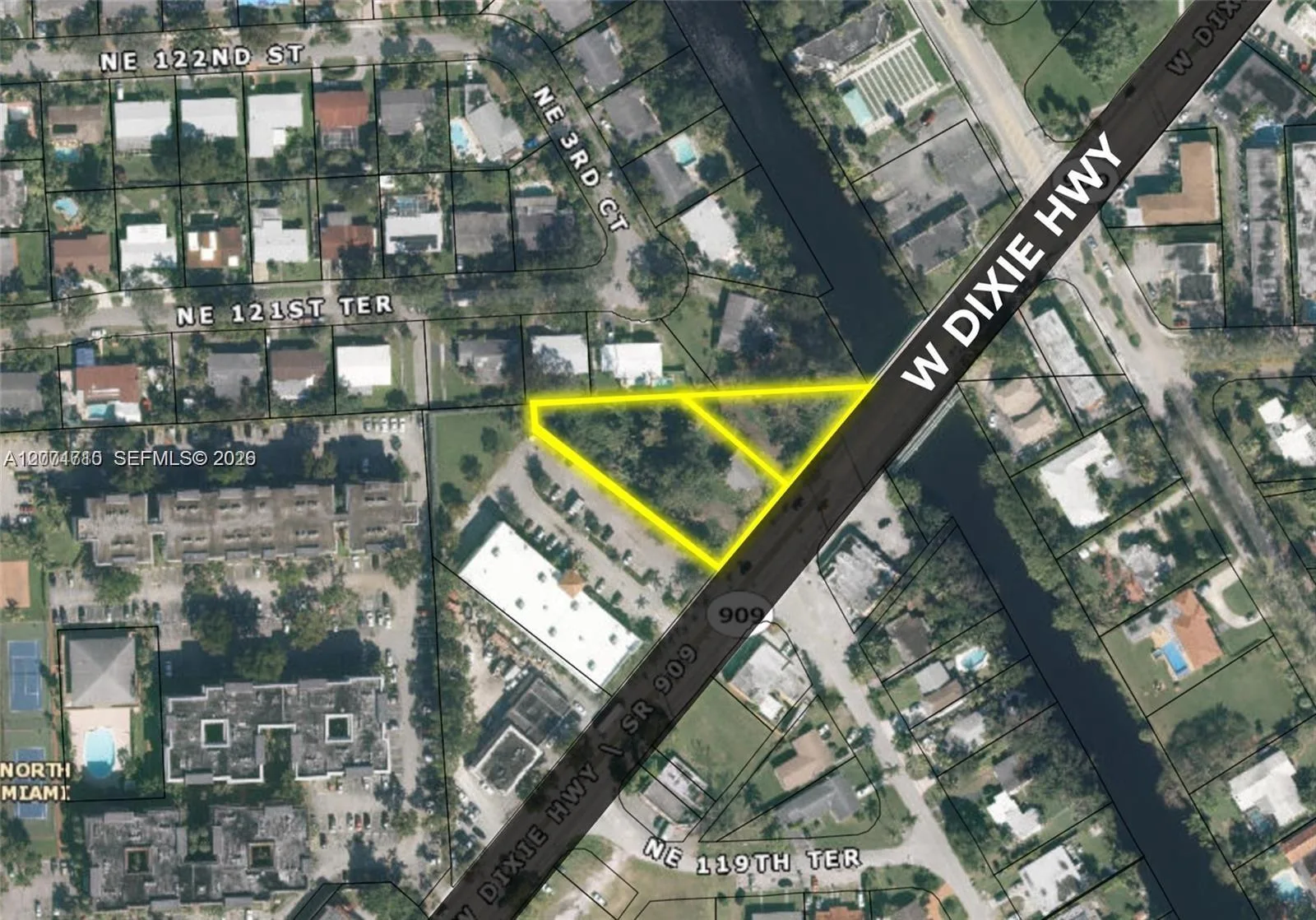 12040 W Dixie Hwy, North Miami, FL 33161
