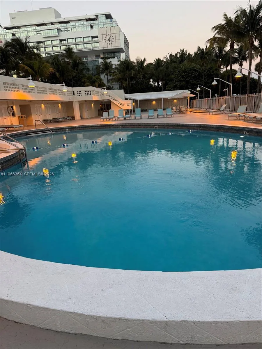 2899 Collins Ave # 936, Miami Beach, FL 33140 photo 11