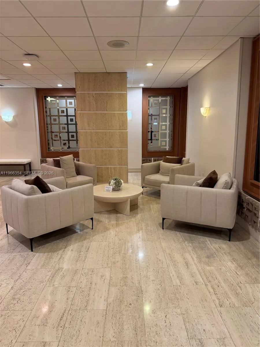 2899 Collins Ave # 936, Miami Beach, FL 33140 photo 8