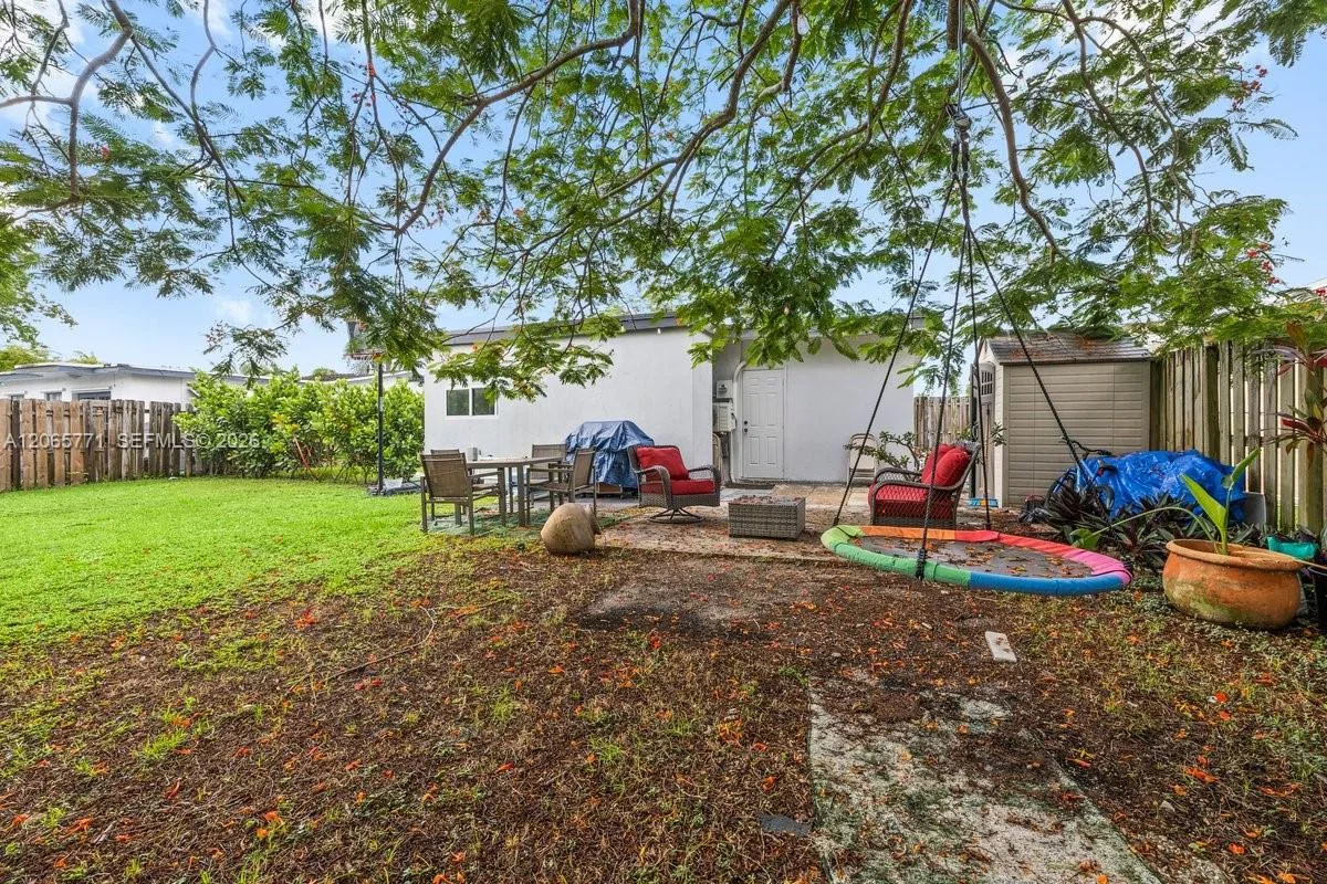 8921 NW 26th Pl, Sunrise, FL 33322 photo 12
