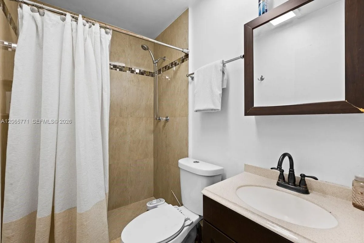 8921 NW 26th Pl, Sunrise, FL 33322 photo 6