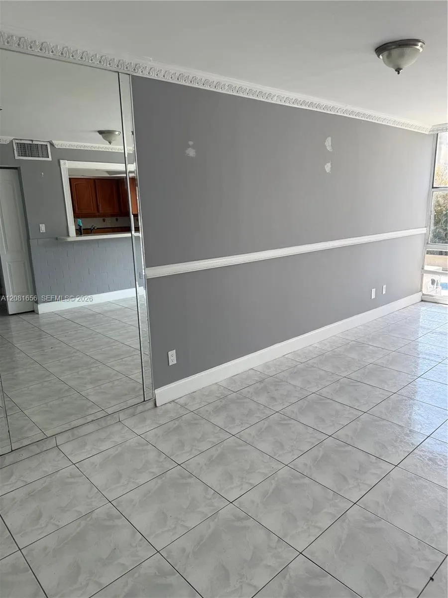 210 172 ST # 326, Sunny Isles Beach, FL 33160