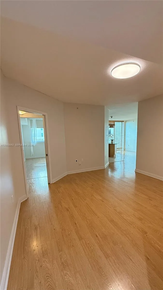 1745 E Hallandale Beach Blvd # 306W, Hallandale Beach, FL 33009 — zdjęcie 3