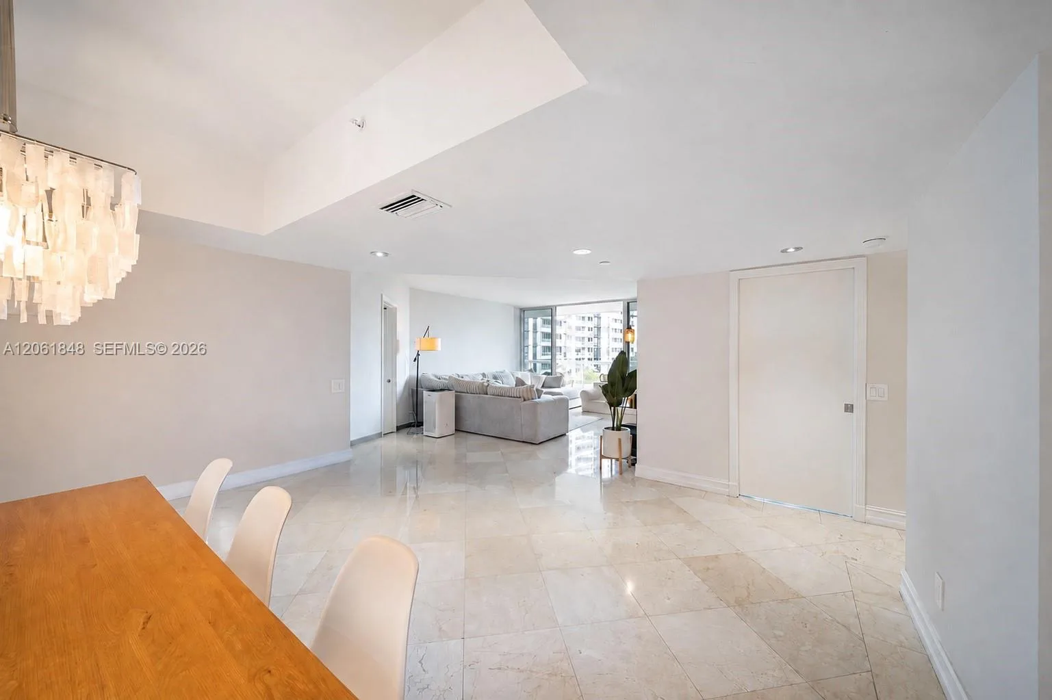 21205 Yacht Club Dr # 703, Aventura, FL 33180 photo 2
