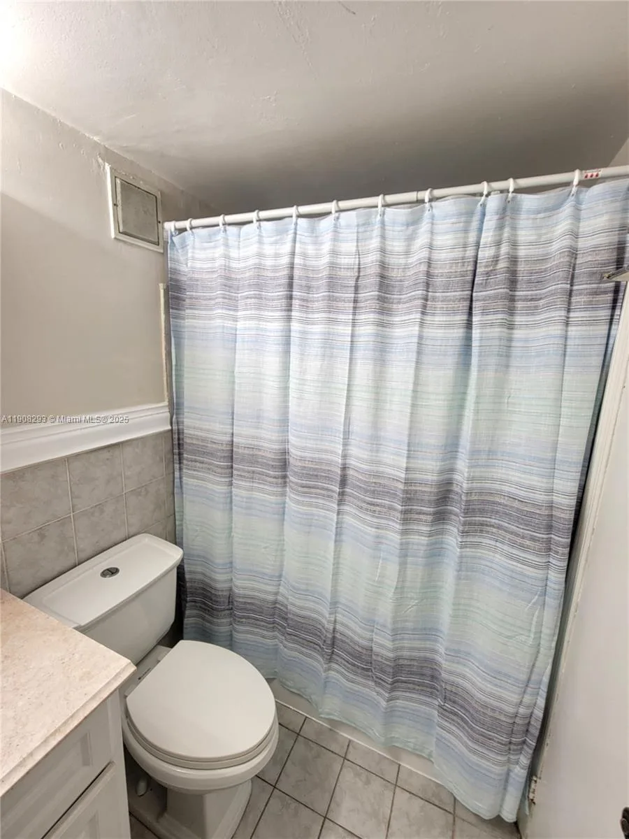 441 Collins Ave # 12A, Miami Beach, FL 33139 photo 5