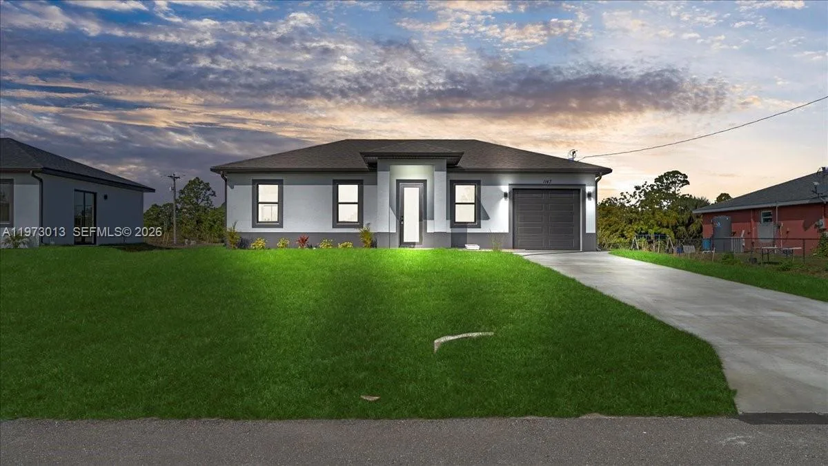 1143 BARFIELD ST E, Lehigh Acres, FL 33974