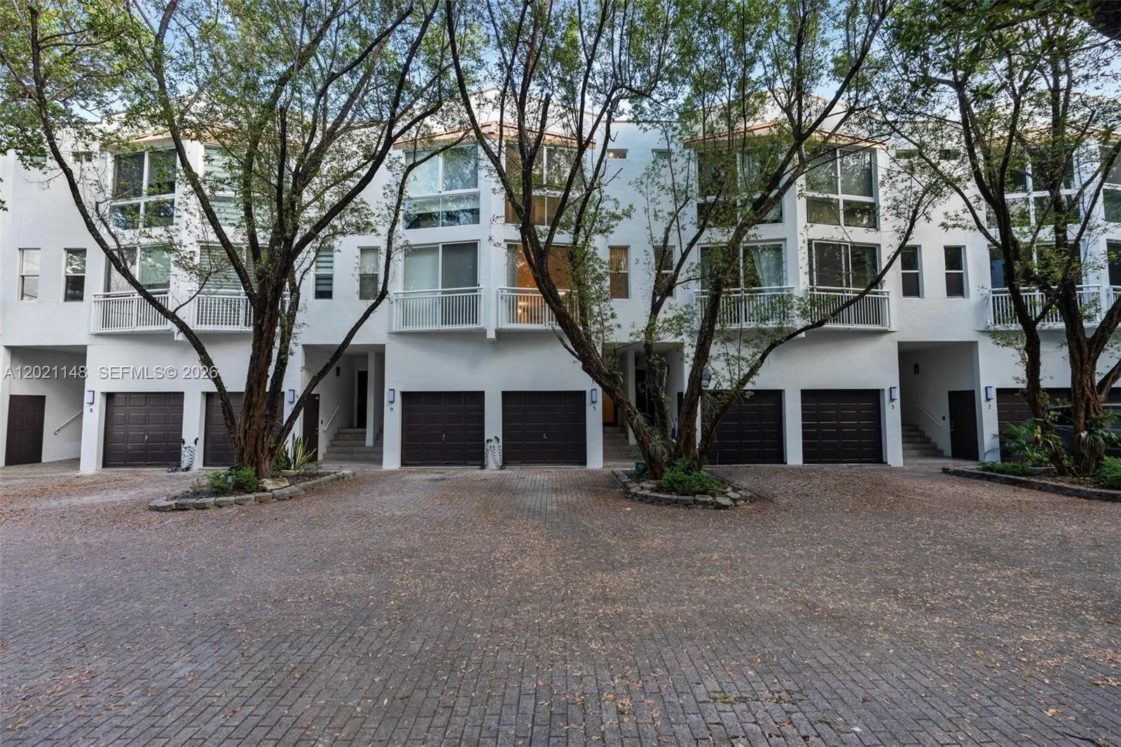 325 Meridian Ave # 5, Miami Beach, FL 33139